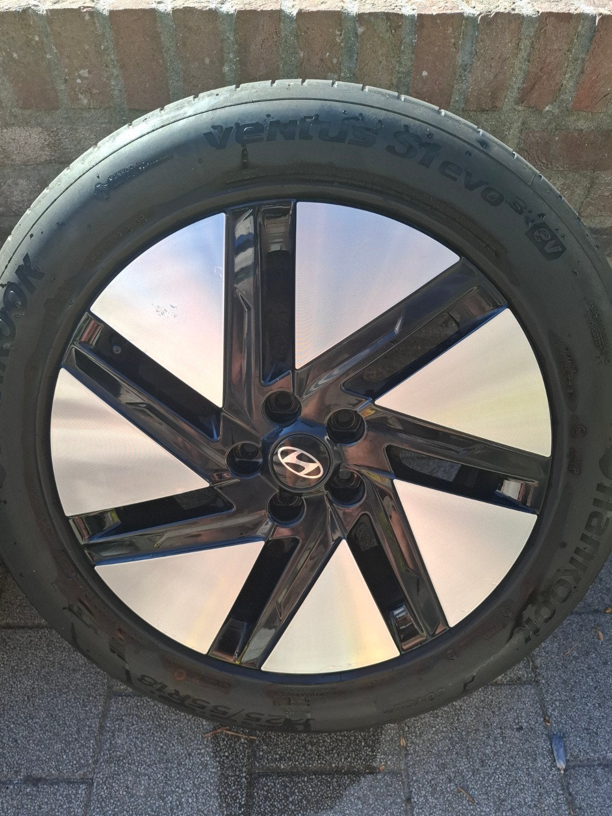 Set originele Hyundai Ioniq 6 velgen 18 inch nieuwstaat, Auto-onderdelen, Banden en Velgen, Ophalen, 18 inch, Gebruikt, Banden en Velgen