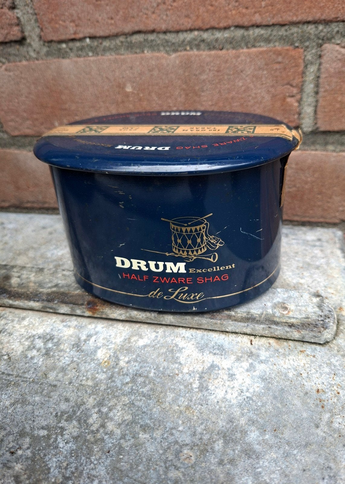 VOL BLIK  - DRUM SHAG             DOUWE EGBERTS, Verzamelen, Ophalen of Verzenden, Gebruikt, Tabaksdoos of Verpakking
