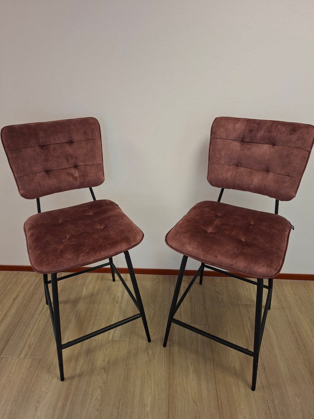 Set van 2 Henders & Hazel Manou Barstoelen (Draaibaar), Ophalen, Draaibaar, Zo goed als nieuw, 90 cm of meer