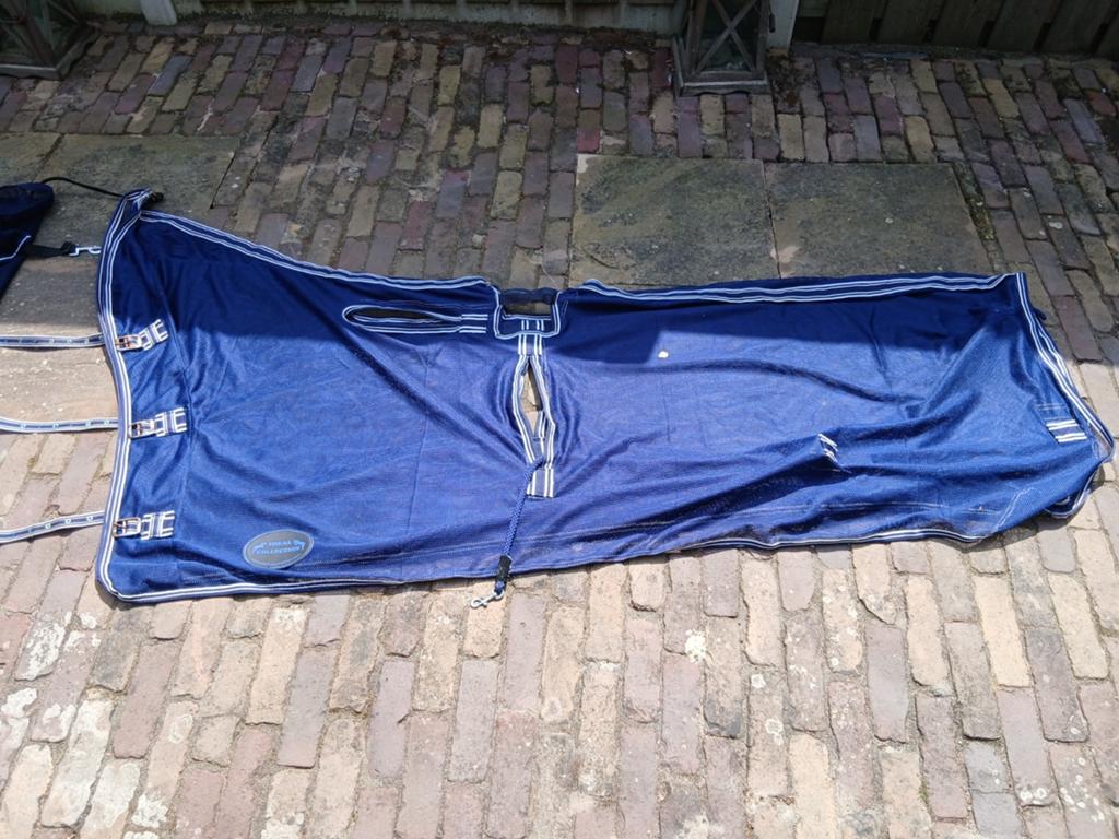 2 ideal men vliegen mendekens maat 205 met losse hals, Dieren en Toebehoren, Ophalen