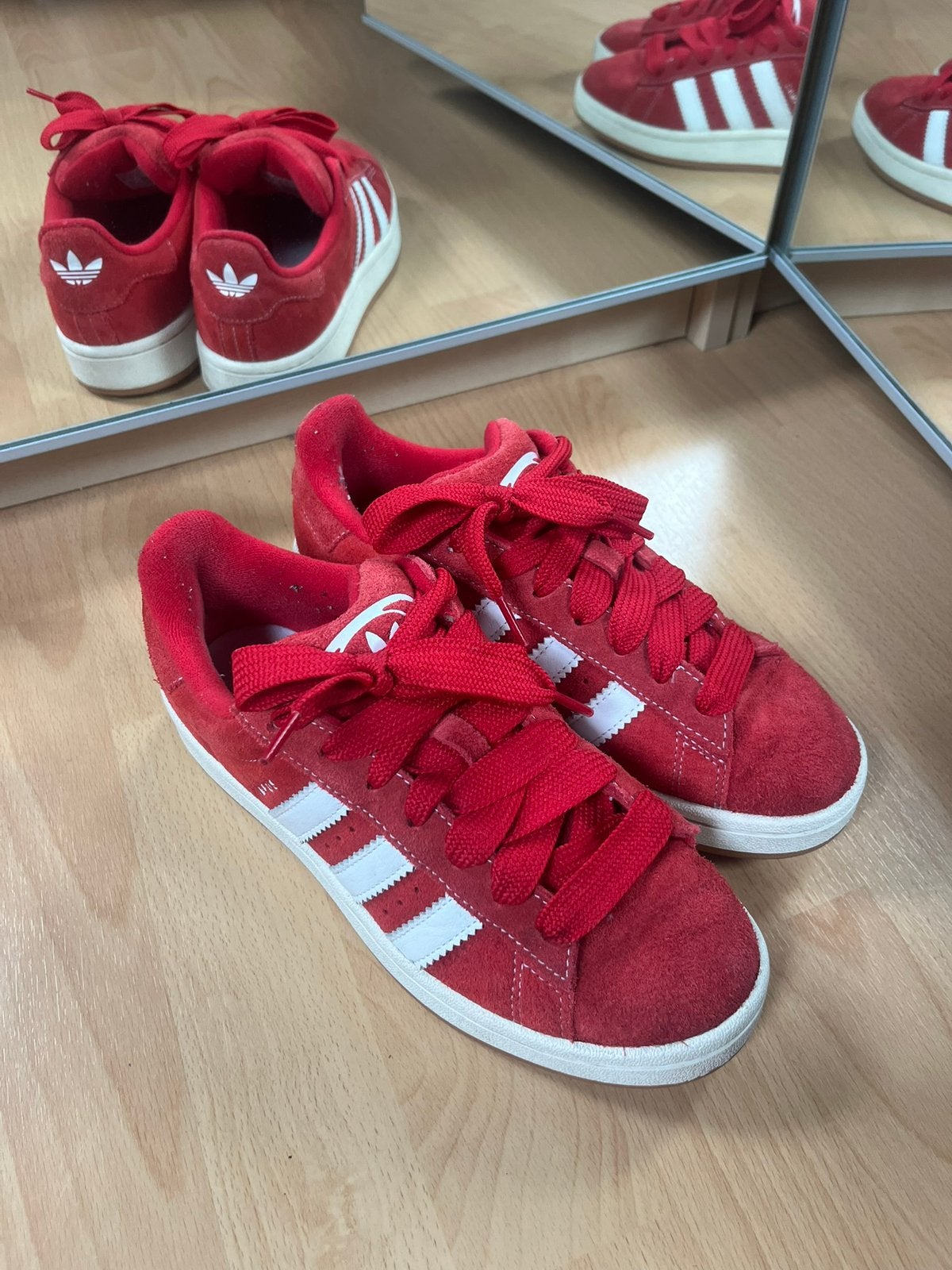 Adidas Campus 00s sneakers, Ophalen of Verzenden, Rood, Sneakers of Gympen, Zo goed als nieuw