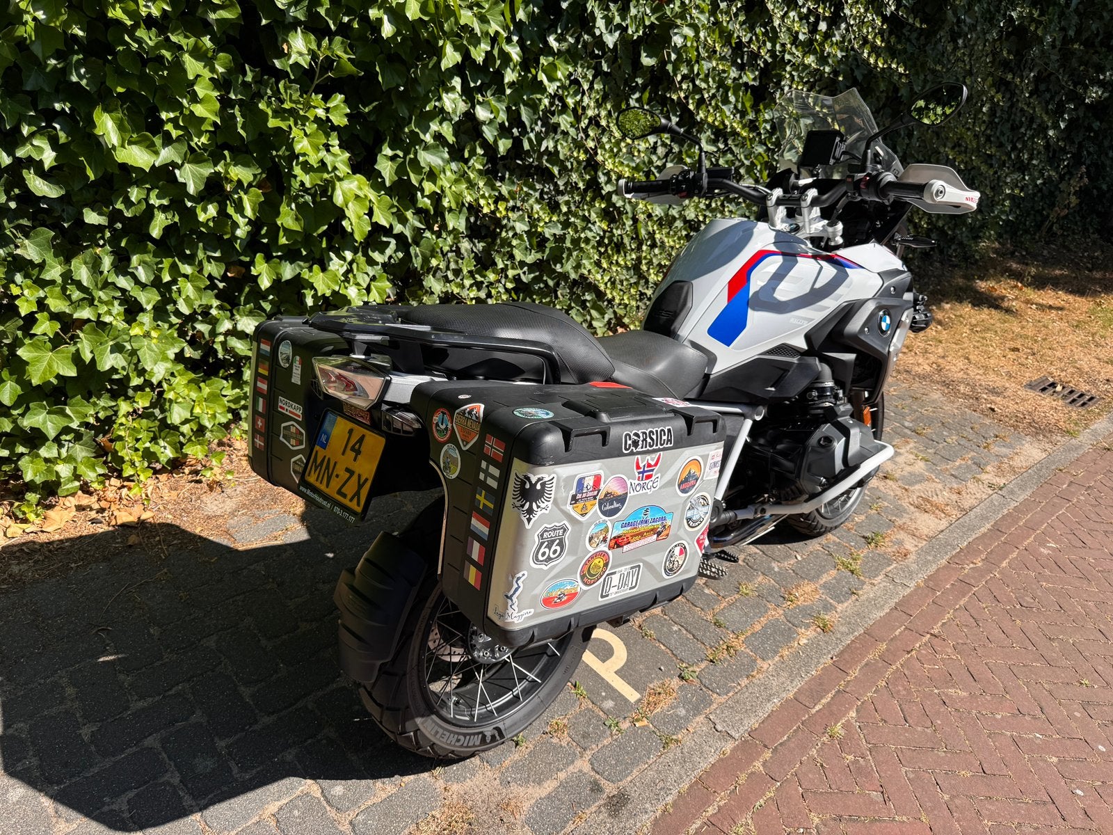 BMW R 1250 GS Rallye - 2021 - 70.000km, Motoren, Motoren | BMW, 2 cilinders, Occasion, Motorrijbewijs A, Particulier