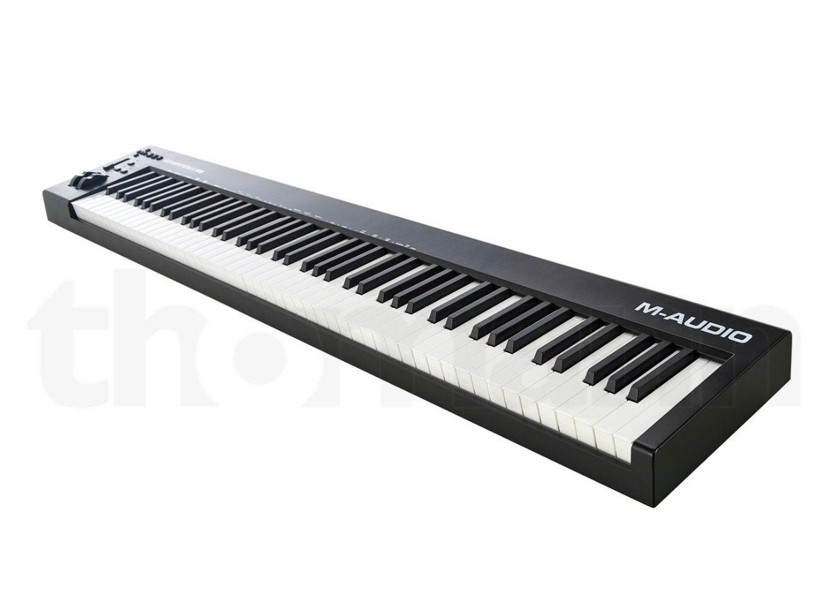 Te koop midi keyboard met speakers, Midi-aansluiting, Overige aantallen, Zo goed als nieuw, Ophalen