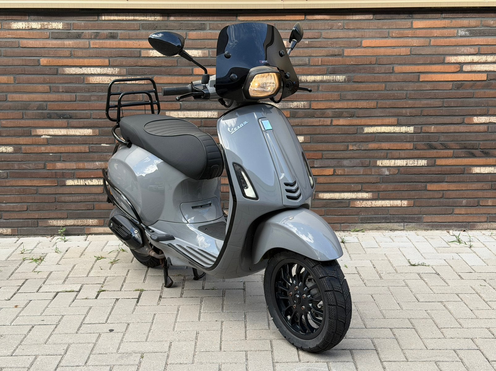 Vespa Sprint || 45km || NARDO GREY || 4T 4V || GARANTIE, Fietsen en Brommers, Snorfietsen en Snorscooters, Ophalen of Verzenden