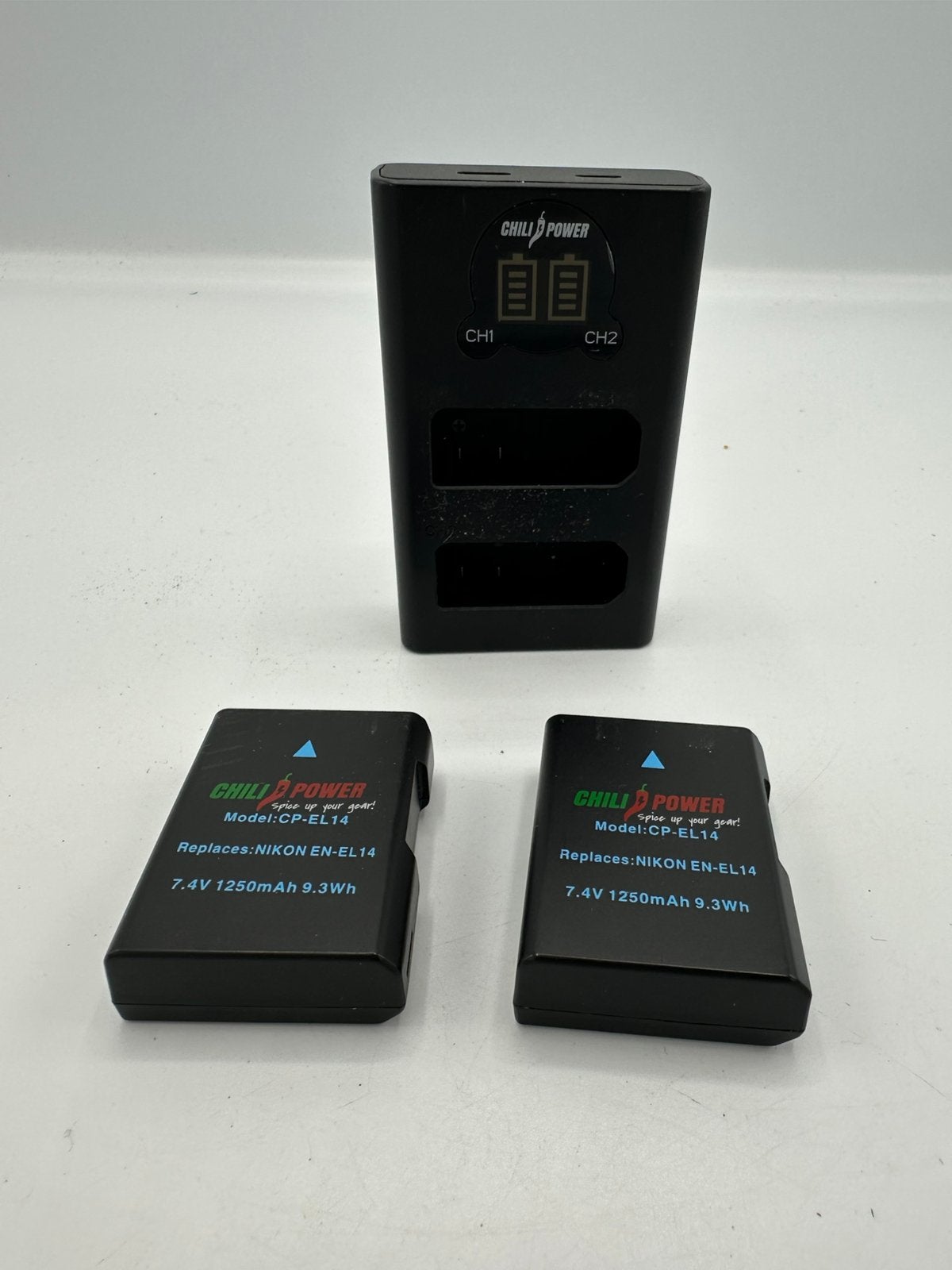 Chili Power Acculader met 2x EN-EL14 Batterijen voor Nikon, Ophalen of Verzenden, Gebruikt