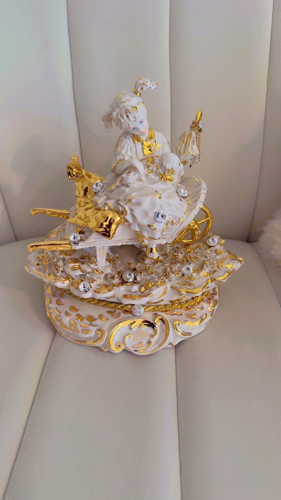 Puntgaaf Capodimonte beeld met bladgoud en Swarovski, Ophalen of Verzenden