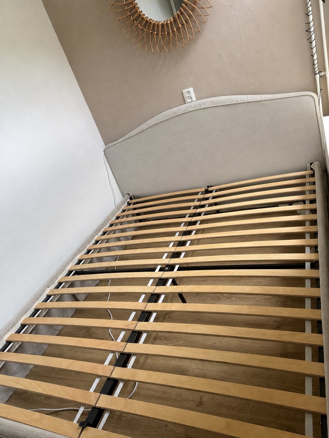 IKEA Bed, Ophalen, Tweepersoons, Zo goed als nieuw, 200 cm