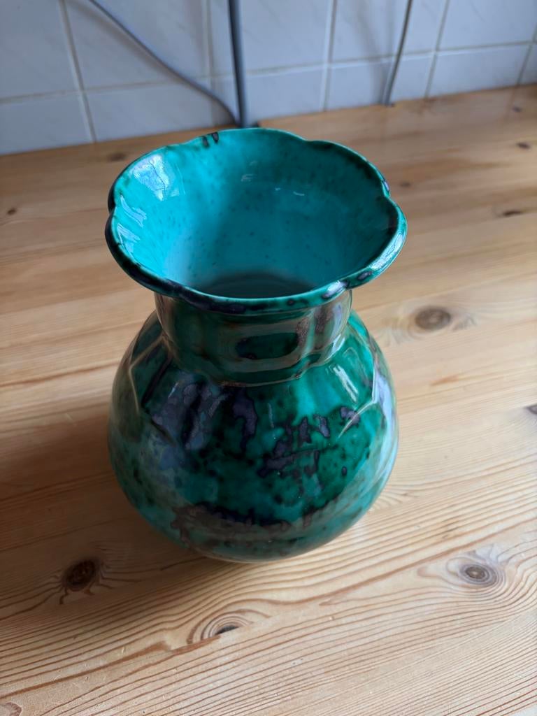 Unieke Eskaf  plateel Vaas model 851 hoog 23,5 cm, Antiek en Kunst, Antiek | Vazen, Ophalen
