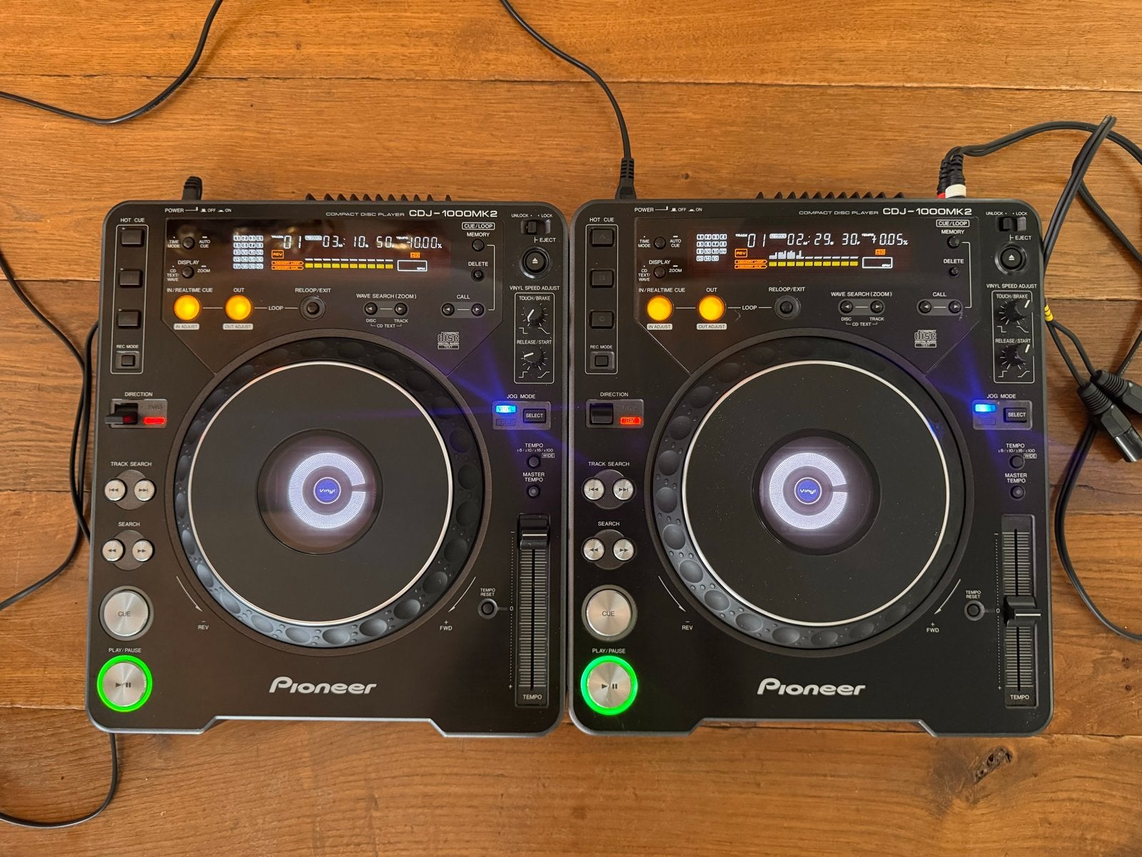Pioneer CDJ-1000MK2 DJ-set met hoezen, Muziek en Instrumenten, Dj-sets en Draaitafels, Ophalen of Verzenden, Zo goed als nieuw