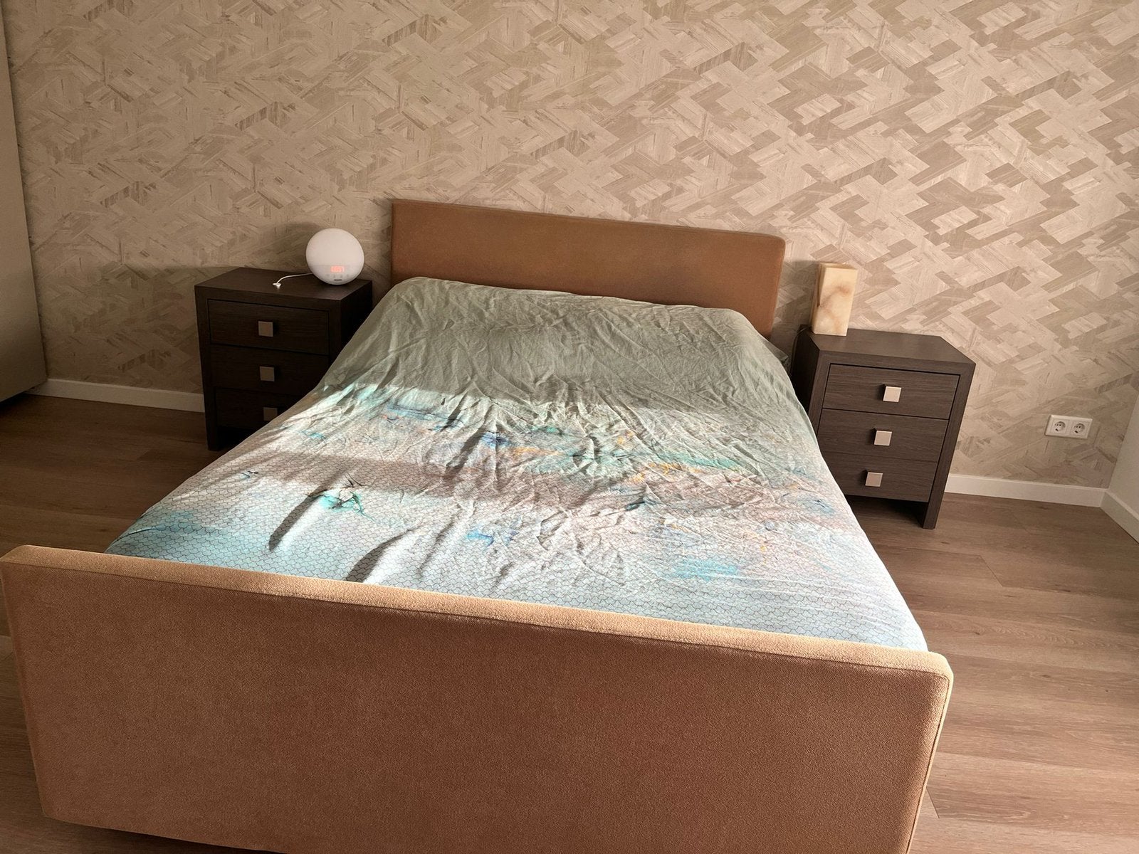 Boxspring bed 140x200 + 2 nachtkastjes, Ophalen, Gebruikt, Tweepersoons, Boxspring