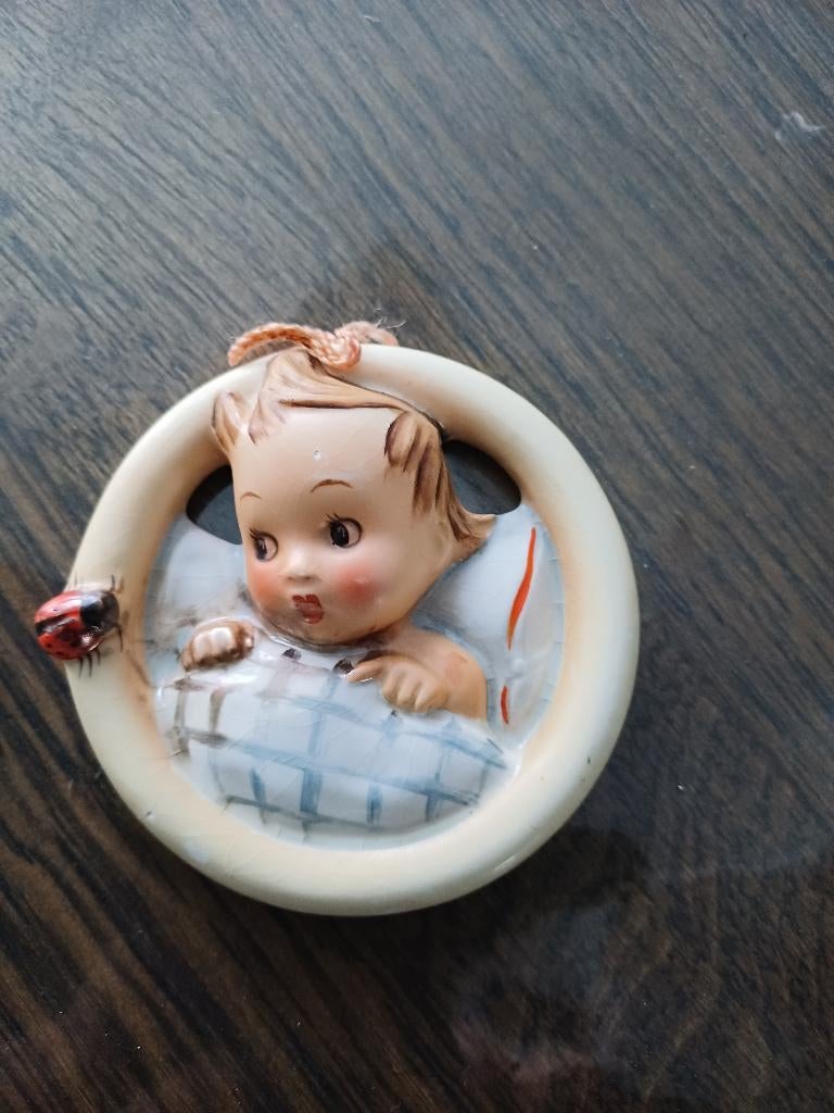 Baby Wandhanger M.I. Hummel, Antiek en Kunst, Curiosa en Brocante, Ophalen of Verzenden