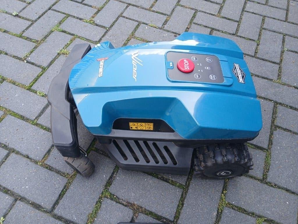 Wiper robotmaaier type I 250 voor max 2500 m2, Bestuurbaar via app, Ophalen of Verzenden, Zo goed als nieuw, Wiper Ambrogio