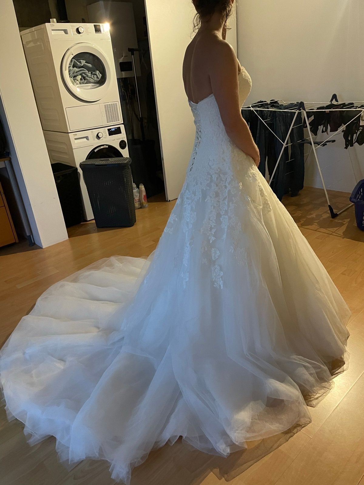 Maggie Sottero Memories Trouwjurk met sluier en hoepel, Ophalen, Zo goed als nieuw, Wit, Trouwjurk