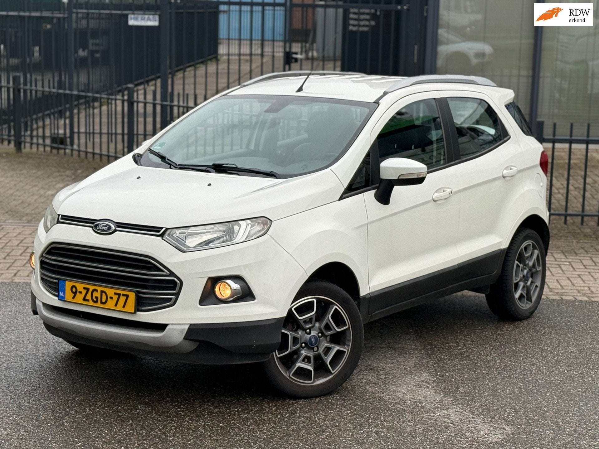 Ford EcoSport 1.0 EcoBoost Titanium / NAP / N APK / Keyless, Auto's, Voorwielaandrijving, Euro 5, 125 pk, Gebruikt