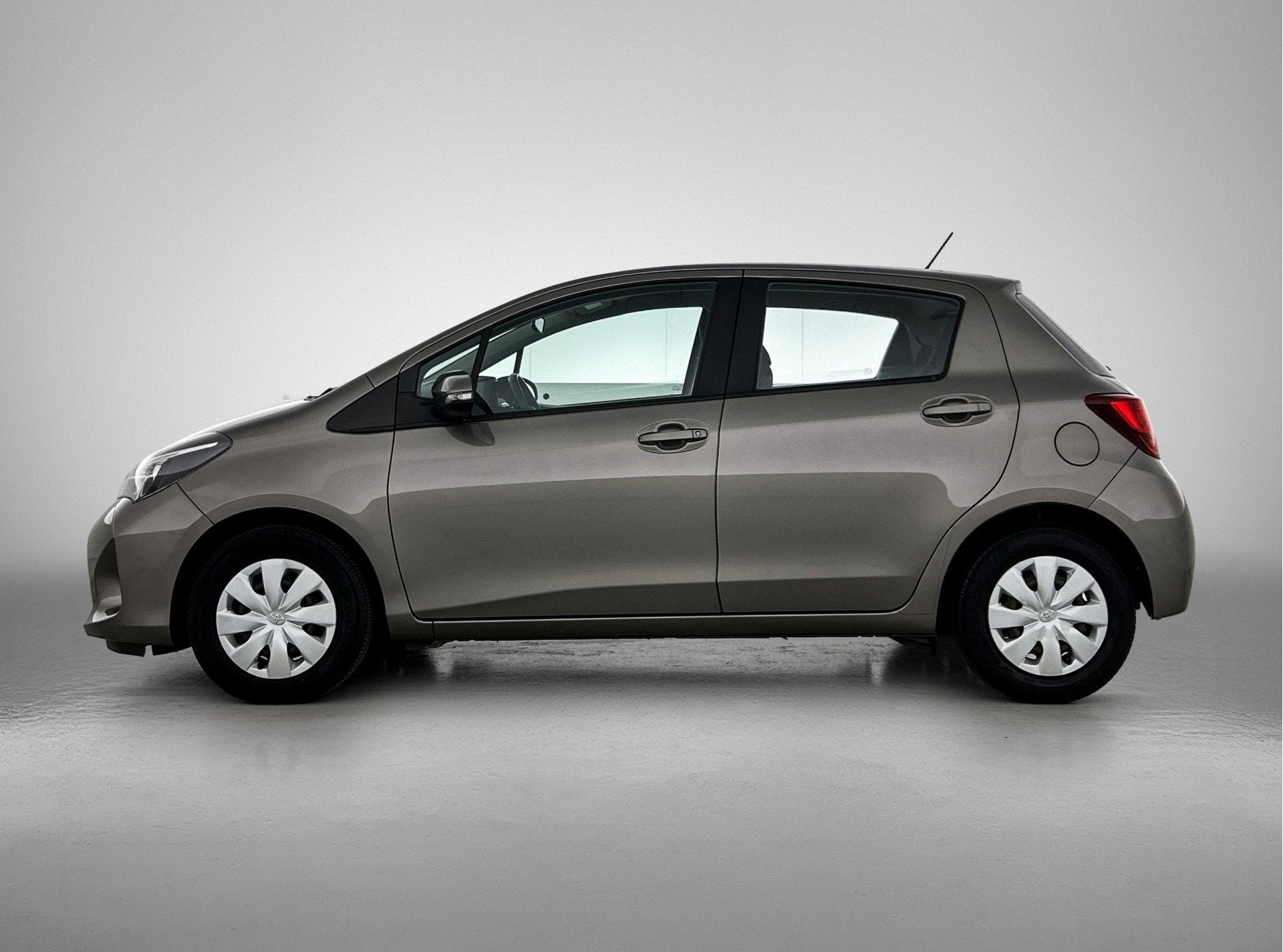 Toyota Yaris 1.0 VVT-i Aspiration (bj 2016), Voorwielaandrijving, 12 maanden, 730 kg, Origineel Nederlands