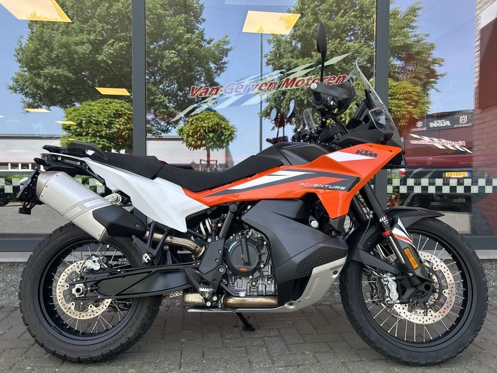 KTM 890 ADVENTURE 2024, Bedrijf, Toermotor