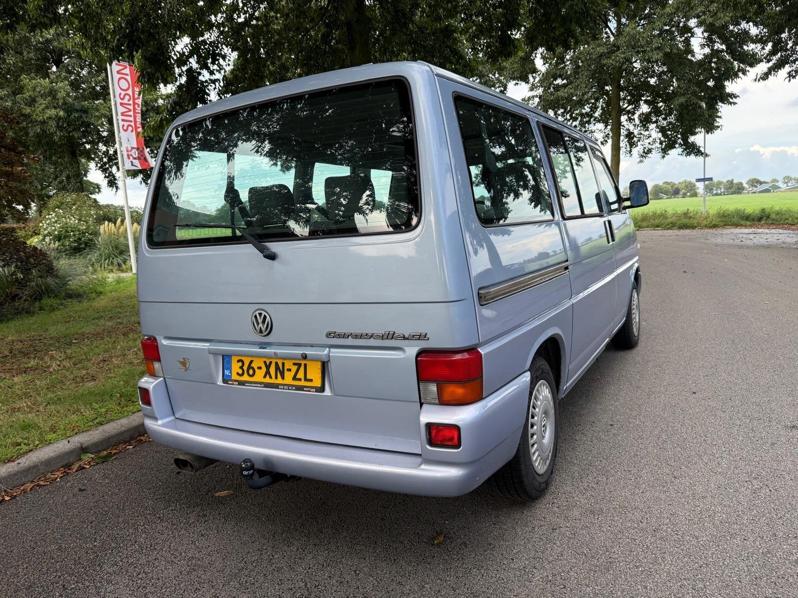 Volkswagen Transporter Kombi 2.5 CARAVELLE V. B 81 KW 9 pers, Dealer onderhouden, Gebruikt, 700 kg, Blauw