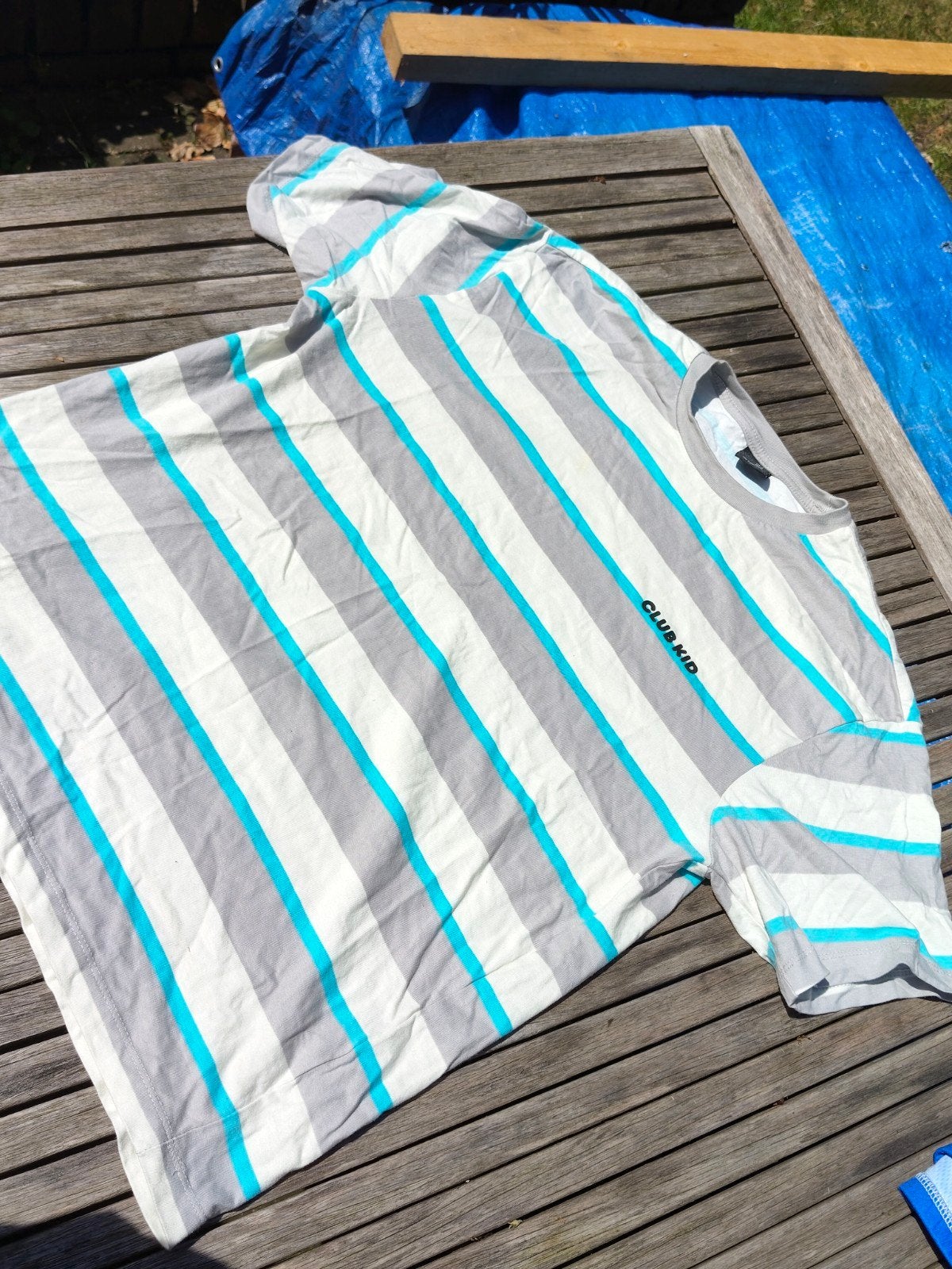 Bershka T-shirt met strepen en 'CLUB KID' opdruk, Kleding | Heren, T-shirts, Zo goed als nieuw, Bershka, Maat 46 (S) of kleiner