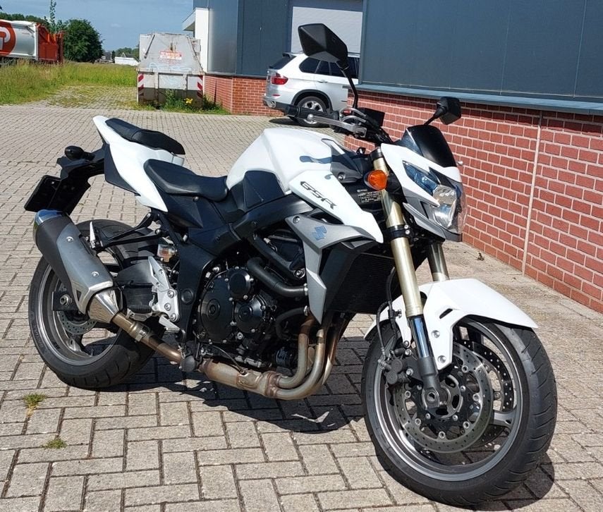 SUZUKI GSR 750 zeer netjes , 37dkm , inruil mogelijk, Motoren, SUZUKI, 4 cilinders, Motorrijbewijs A, Bedrijf