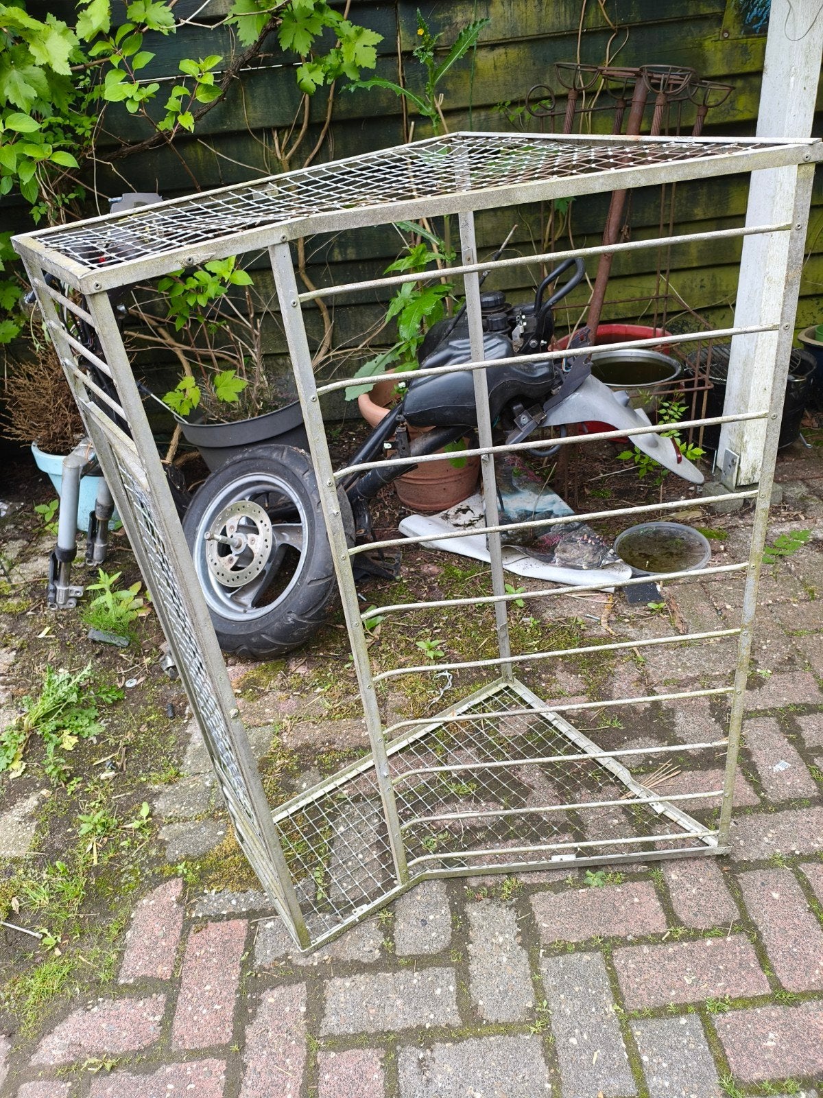 Spoetnik voor duiven, Dieren en Toebehoren, Vogels | Hokken en Kooien, Ophalen, Hout, Vogelkooi