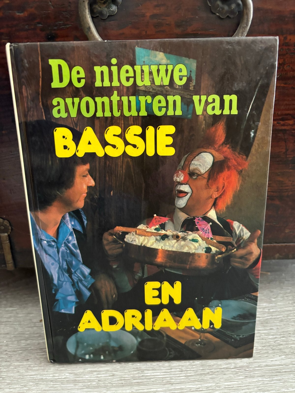 De nieuwe avonturen van Bassie en Adriaan (Boek), Ophalen of Verzenden, Gelezen
