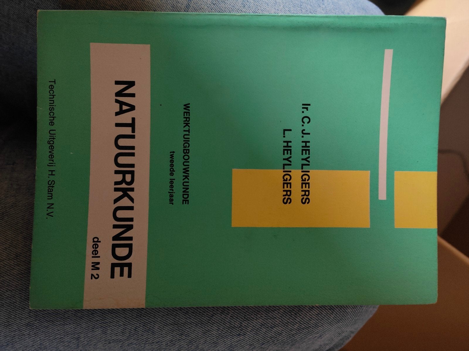 Natuurkunde deel M2 - Werktuigbouwkunde, Gelezen, Ophalen of Verzenden, MBO, Ir. C.J. Heyligers, L. Heyligers