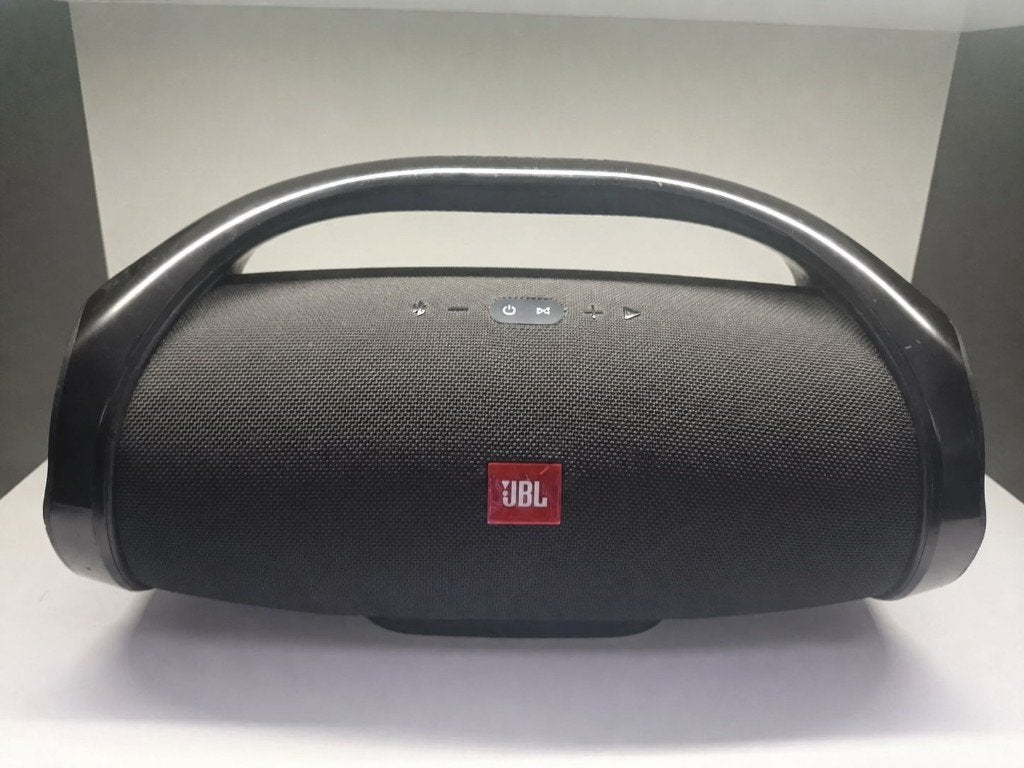 JBL Boombox 1 zwart + lader, Audio, Tv en Foto, Luidsprekers, JBL, Verzenden, Zo goed als nieuw, Inclusief kabels