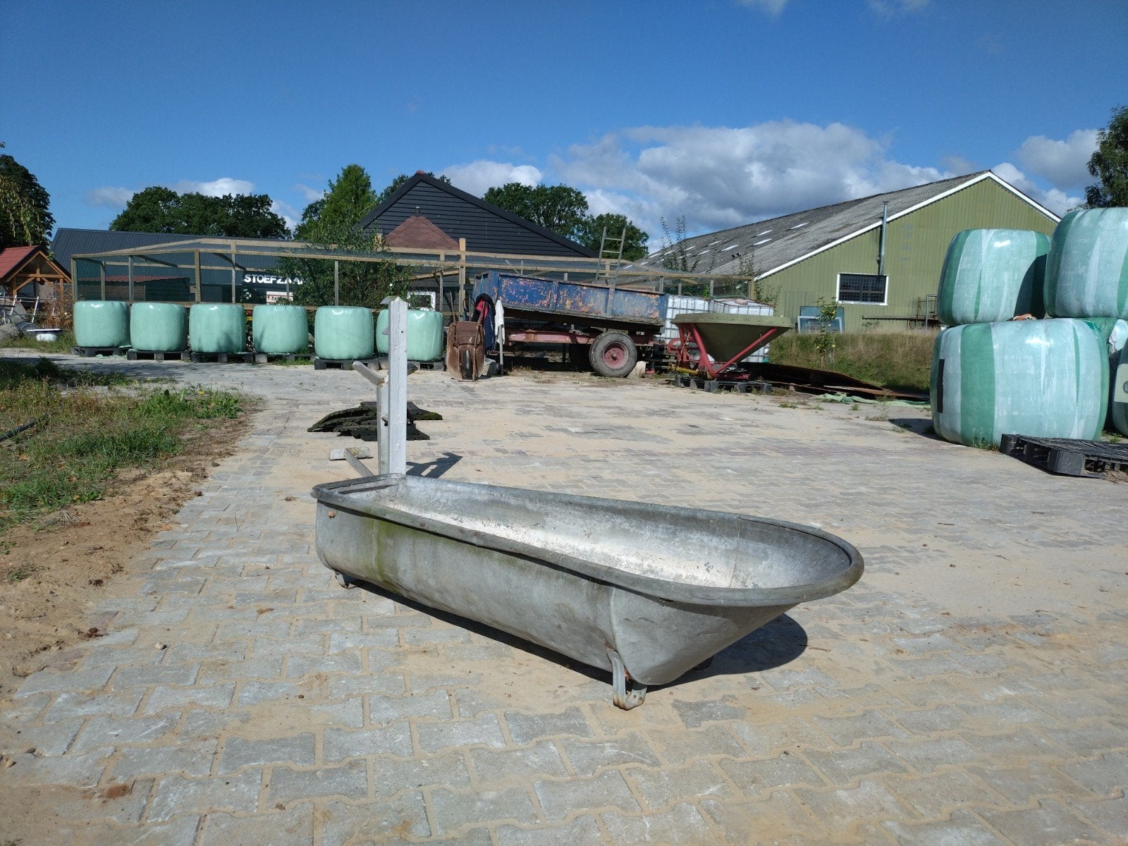 Oude zinken badkuip, Ophalen, Gebruikt, 100 cm of meer, Rond