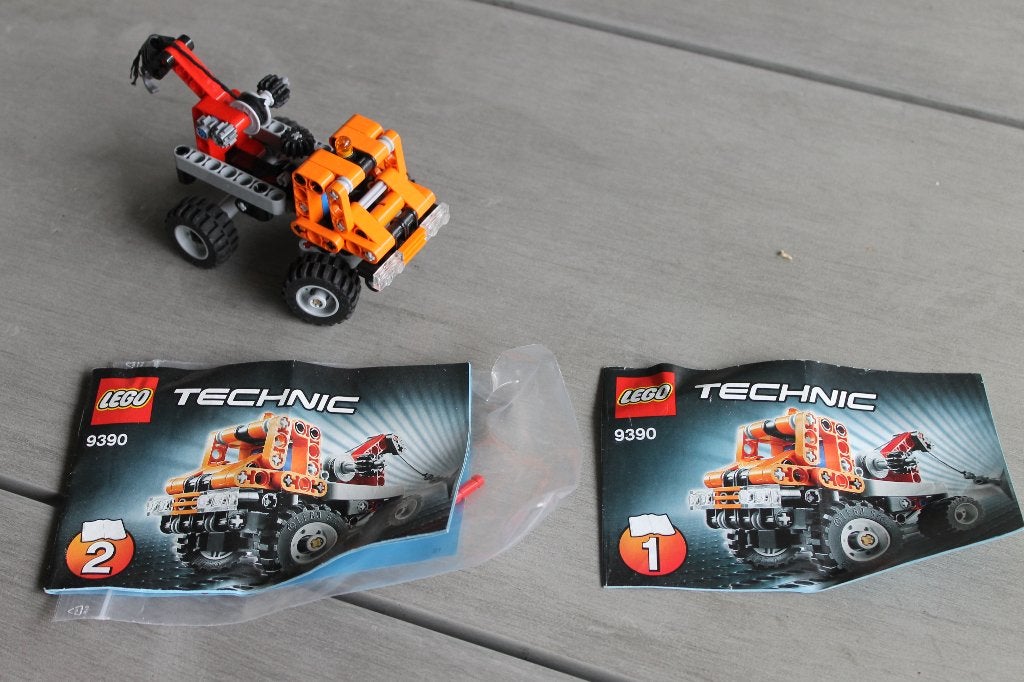 lego technic takelwagen 9390, Kinderen en Baby's, Speelgoed | Duplo en Lego, Lego, Compleet, Ophalen of Verzenden, Zo goed als nieuw