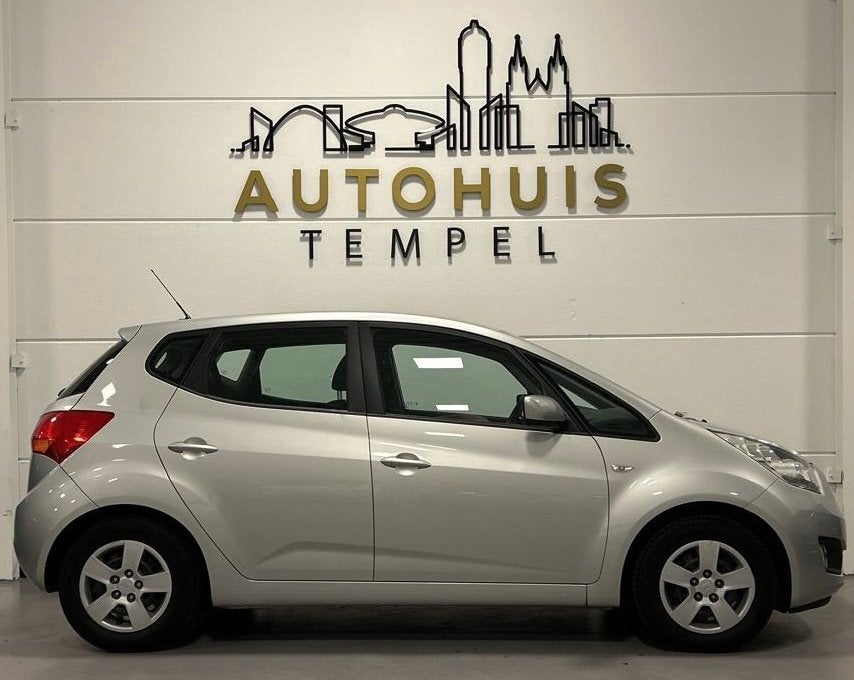 Kia Venga 1.6 CVVT X-tra Nap Airco Cruise Trekhaak Isofix Nw, Auto's, Voorwielaandrijving, Euro 5, Gebruikt, 4 cilinders