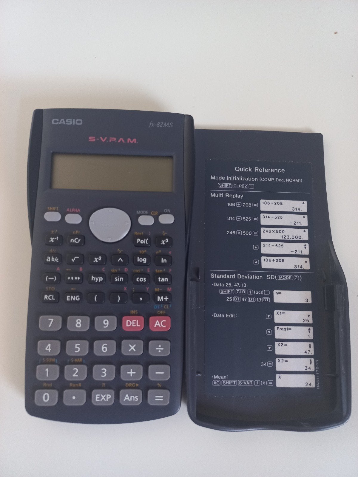 Te koop Casio fx-82MS rekenmachine, Ophalen, Grafische rekenmachine, Zo goed als nieuw