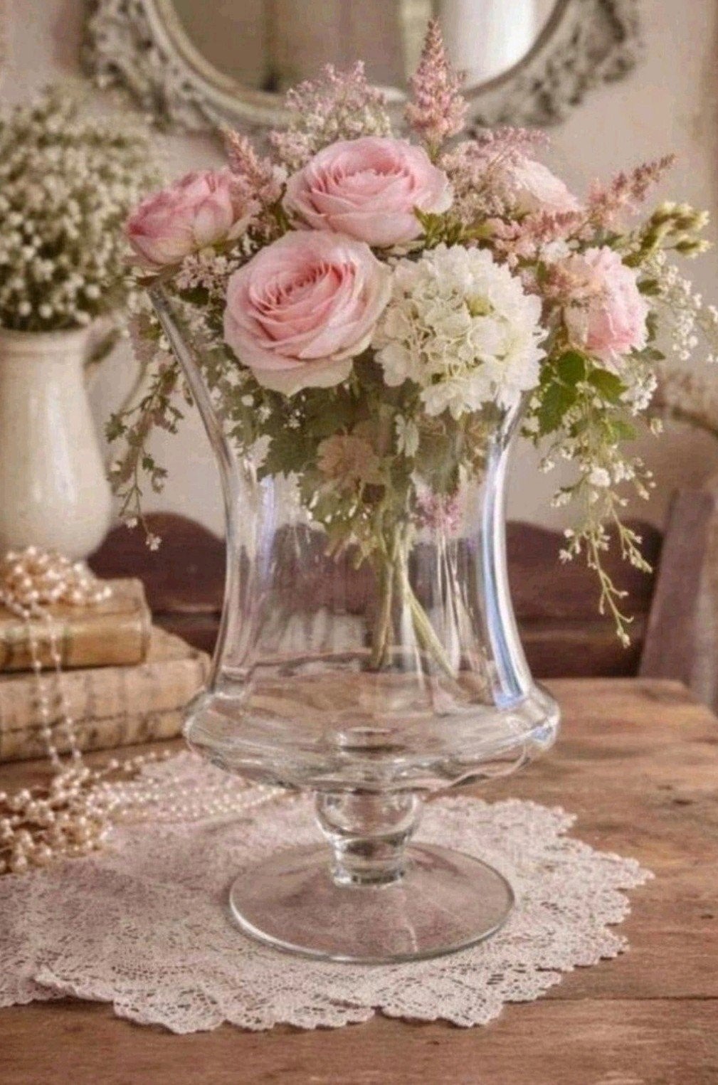 Grote glazen louvre vaas/windlicht op voet shabby chic style, Ophalen