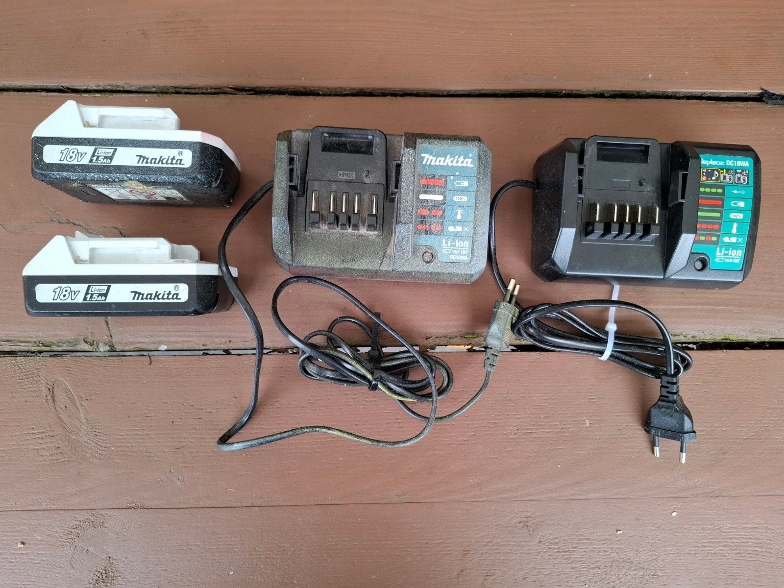 Makita 18V Li-ion Accu's en Opladers Sets, Ophalen, Gebruikt