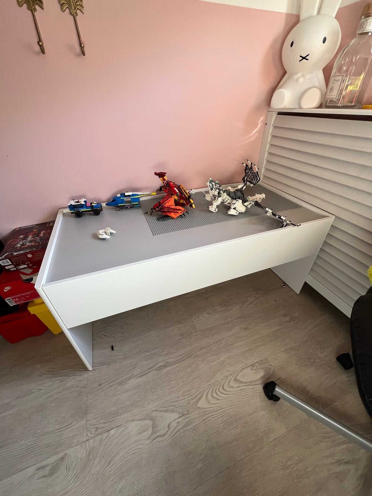 Lego speeltafel met opbergruimte en optioneel stoeltjes, Ophalen, Gebruikt, Tafel(s) en Stoel(en)
