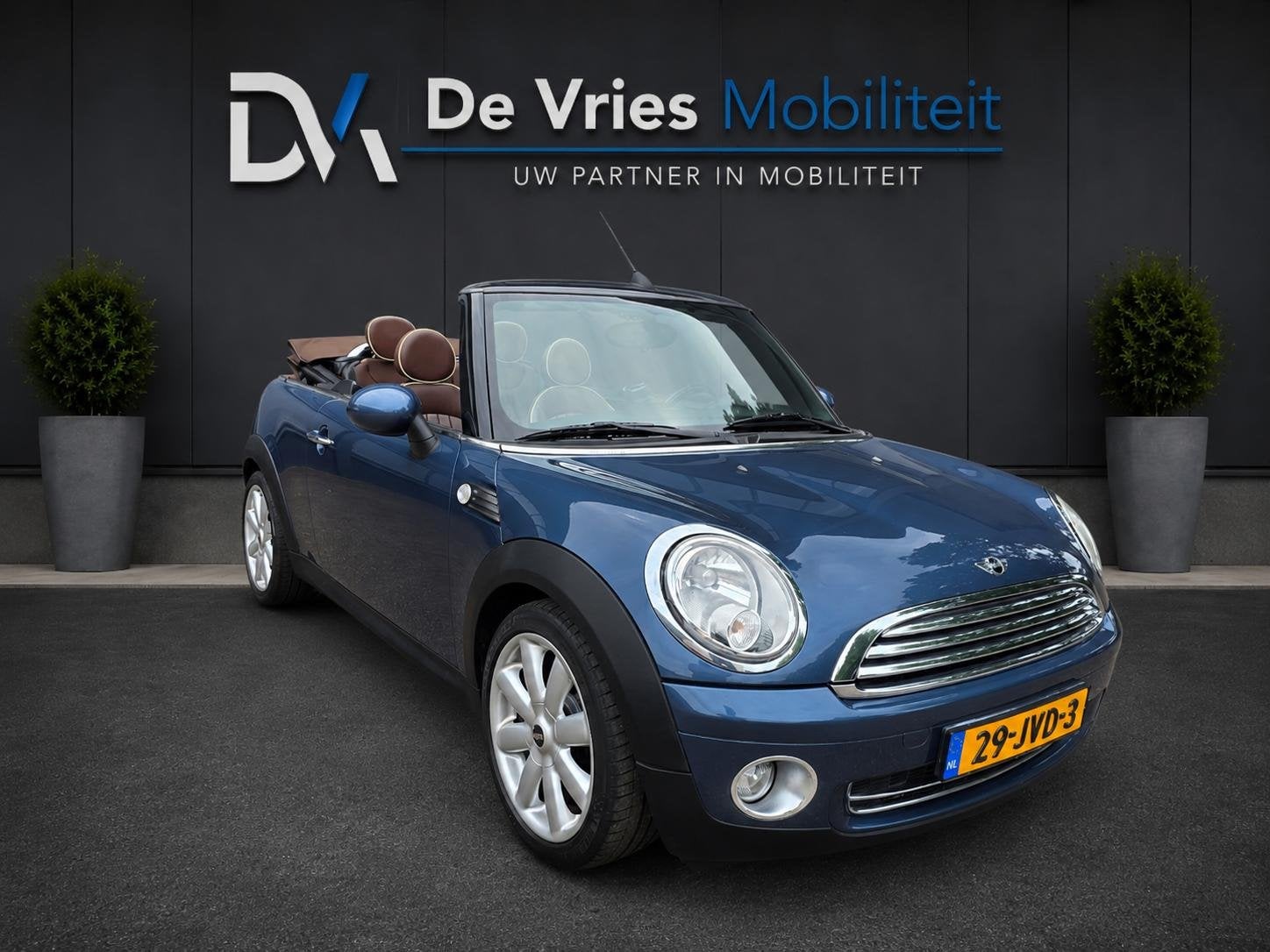 MINI Cabrio 1.6 Cooper Chili *LEDER-AIRCO-NAP*, Auto's, Mini, Gebruikt, 4 cilinders, Cabriolet, Leder en Stof
