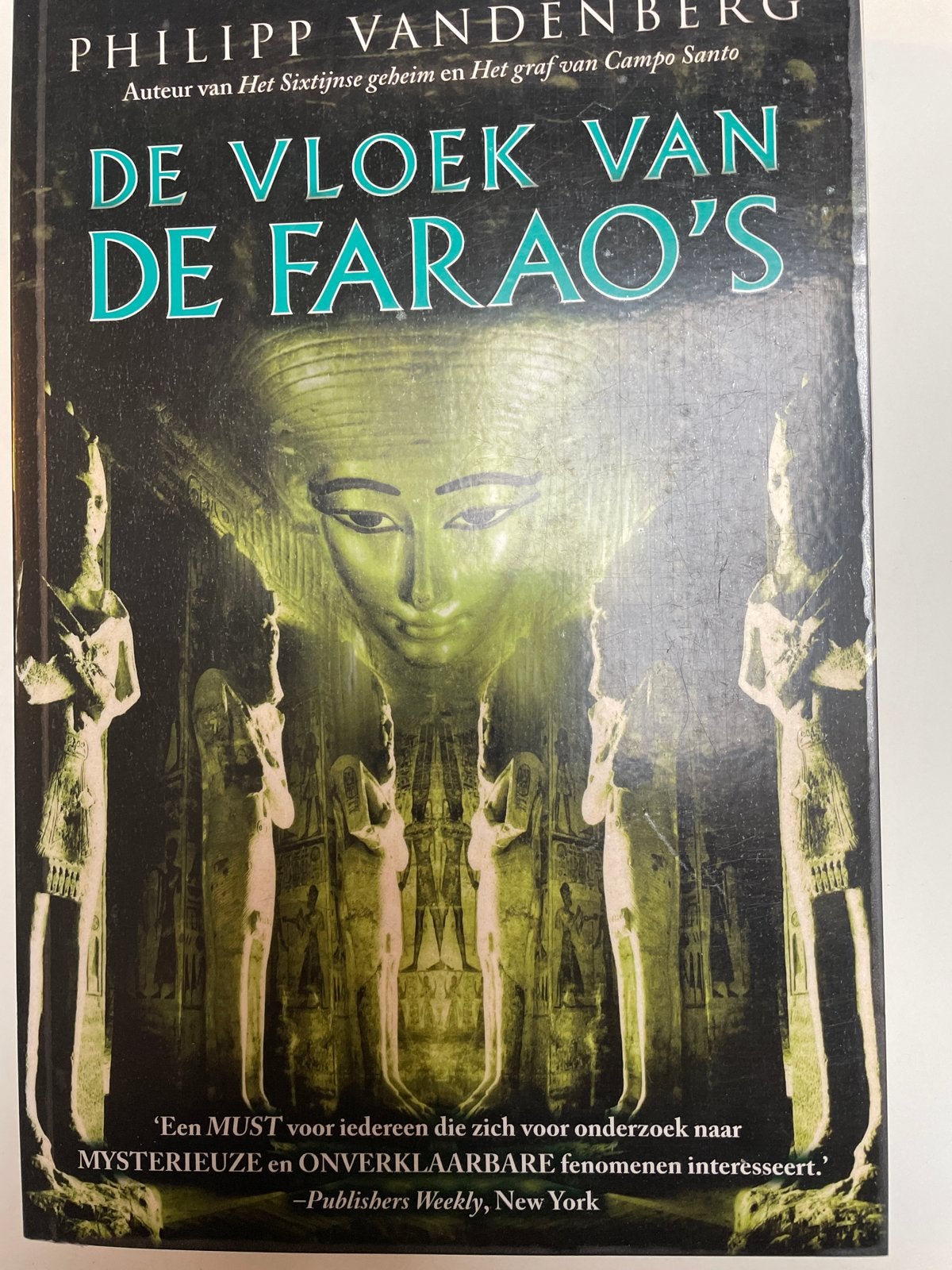 De Vloek van de Farao's - Philipp Vandenberg, Boeken, Ophalen of Verzenden, Gelezen