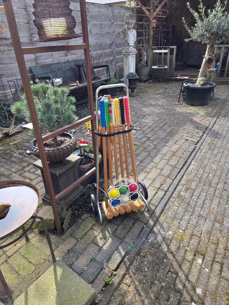 Brocante croquetspel. Gereserveerd t/m 23 mei, Ophalen