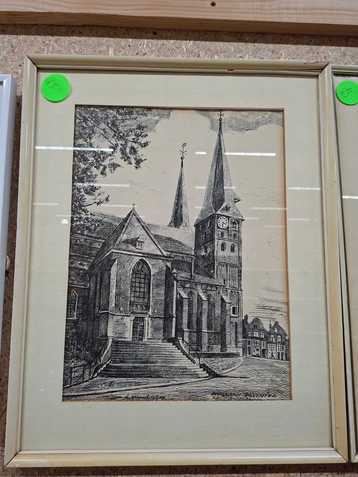 Bergkerk en De Waag Deventer - Twee ingelijste tekeningen, Antiek en Kunst, Ophalen of Verzenden, Tekening, Pentekening, Ingelijst