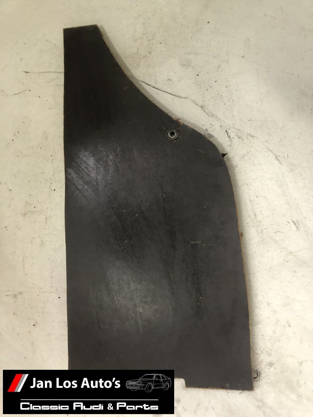 Audi Coupe 80 B2 typ 81 / 85 afdekking onder dashboard, Gebruikt, -, -, -