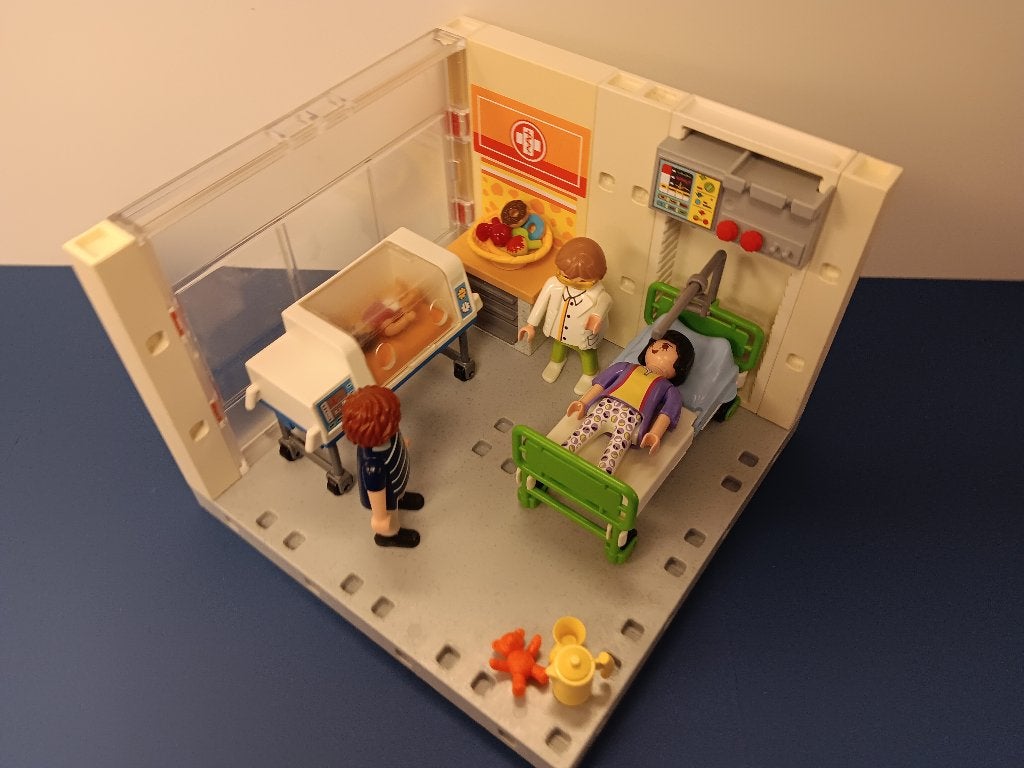 Playmobil Ziekenhuis Unit #07 Couveuse Poppetjes 12,50, Kinderen en Baby's, Speelgoed | Playmobil, Verzenden, Gebruikt, Complete set