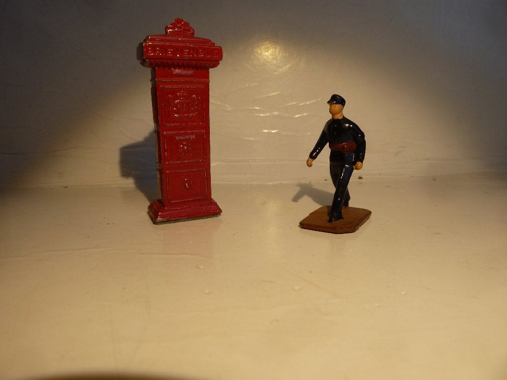 METALEN BRIEVENBUS   5 cm. ( 1950 =1964), Ophalen of Verzenden, Zo goed als nieuw