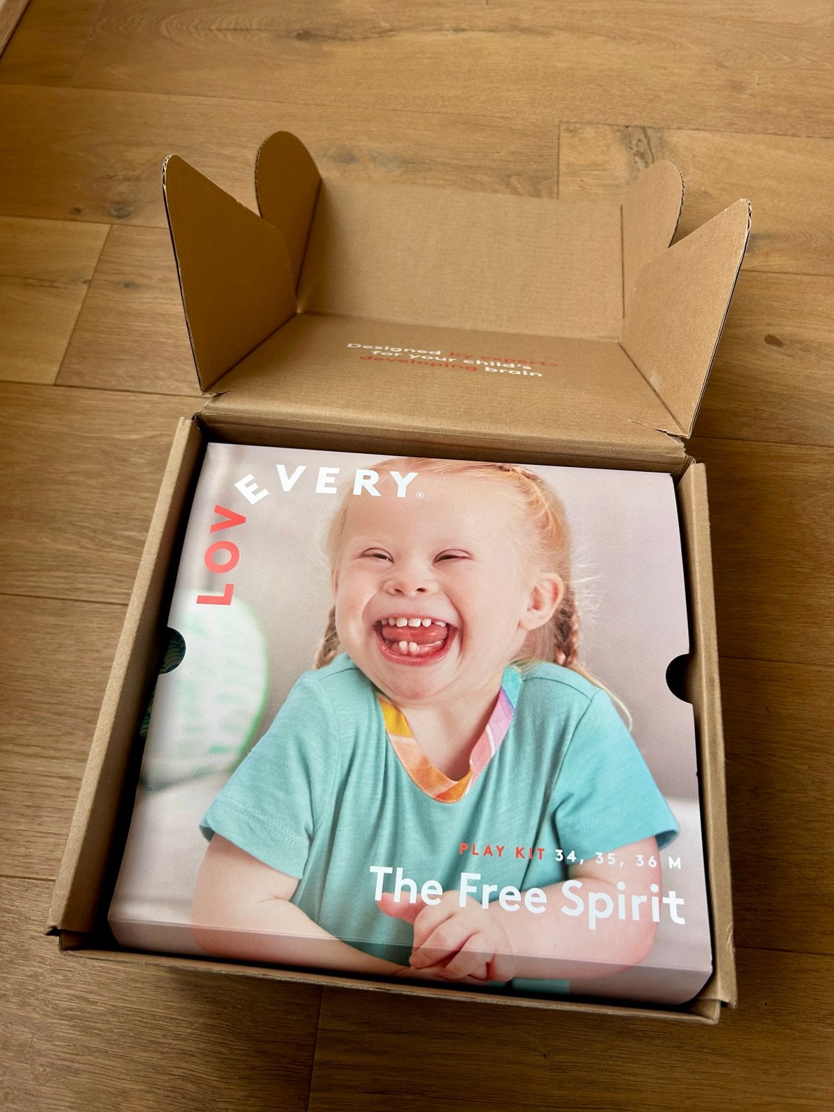 Lovevery Play Kit The Free Spirit (34-36 maanden), Ophalen, Zo goed als nieuw