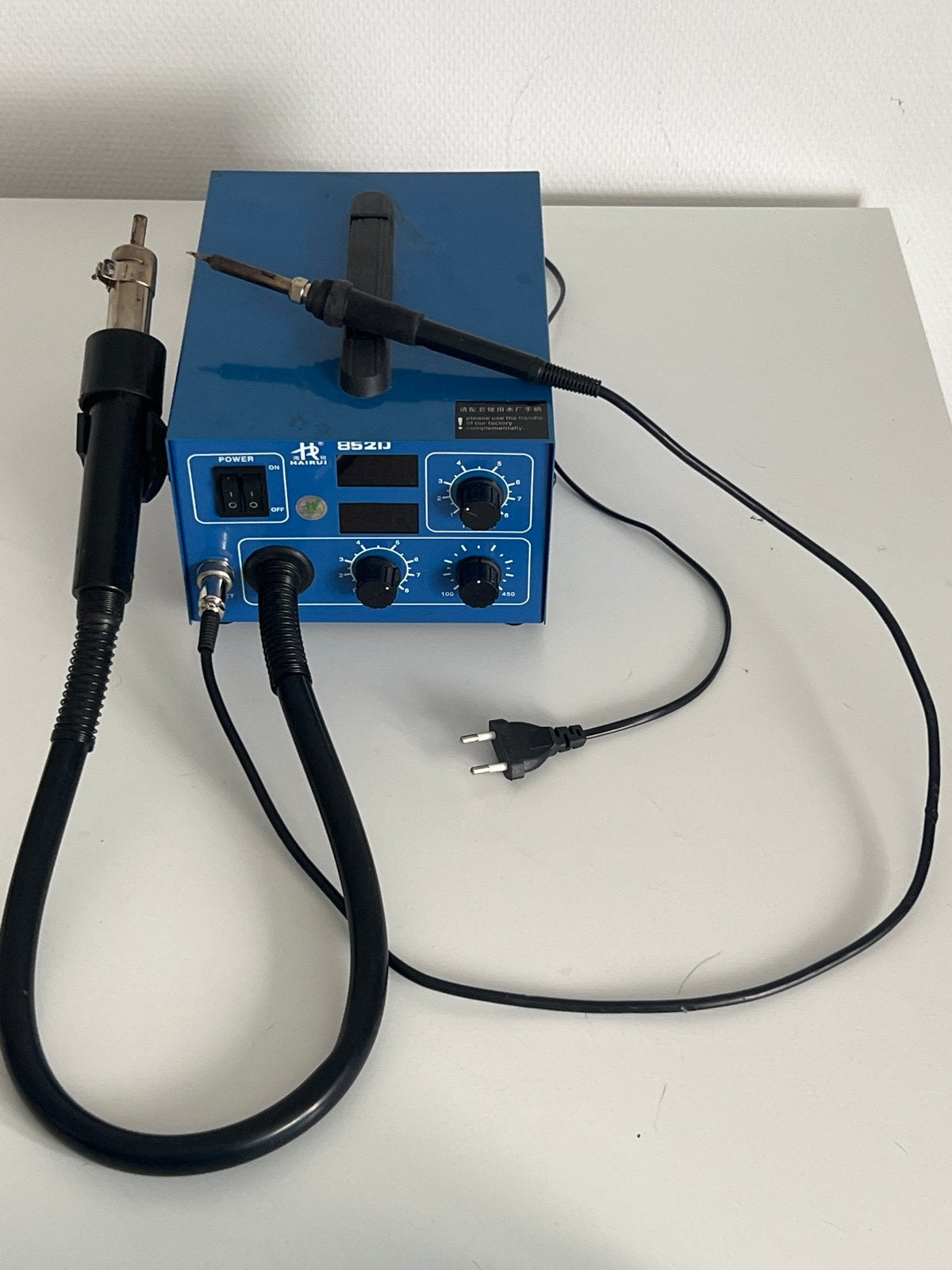 Soldeerstation met hetelucht en soldeerbout - HAKKO 852D+, Ophalen of Verzenden, Gebruikt, Minder dan 150 ampère, Overige typen