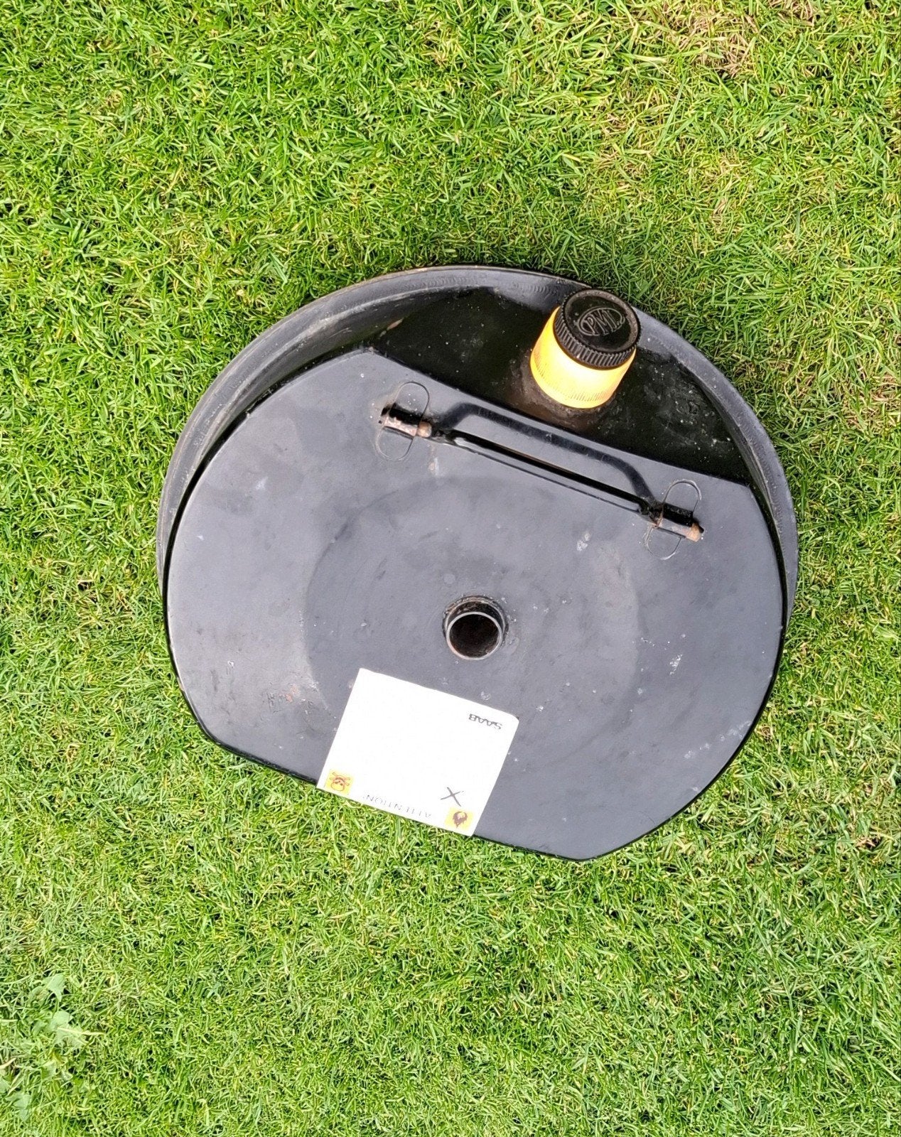 Zeldzame originele Saab jerrycan voor in het reservewiel, Ophalen of Verzenden, Gebruikt
