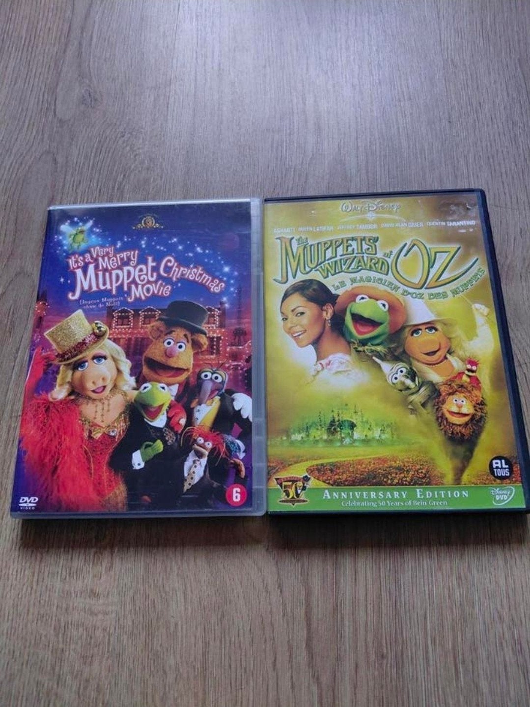 Very Merry Muppet Christmas Movie & Muppets of Oz op dvd., Alle leeftijden, Poppen, Ophalen of Verzenden, Zo goed als nieuw