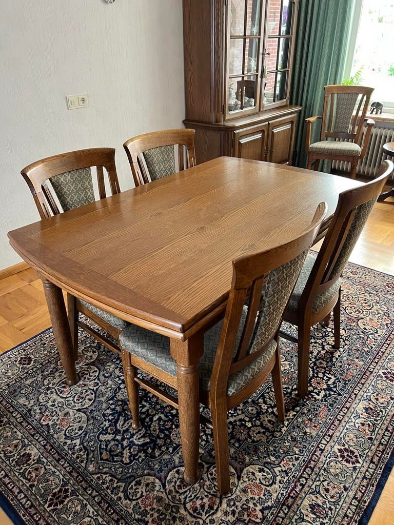 GRATIS Complete eiken eetkamertafel met 4 stoelen, Huis en Inrichting, Complete eetkamers, Ophalen, Zo goed als nieuw, 4 tot 6 stoelen