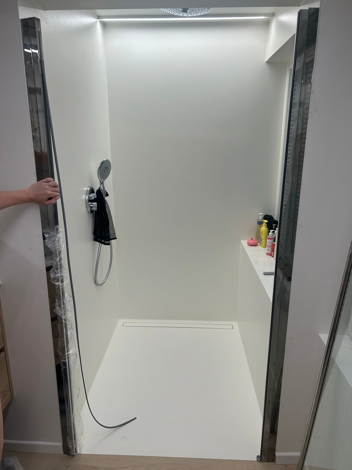 Splinternieuwe douchedeur verstelbaar 95-100cm, Ophalen, Nieuw, Met douche