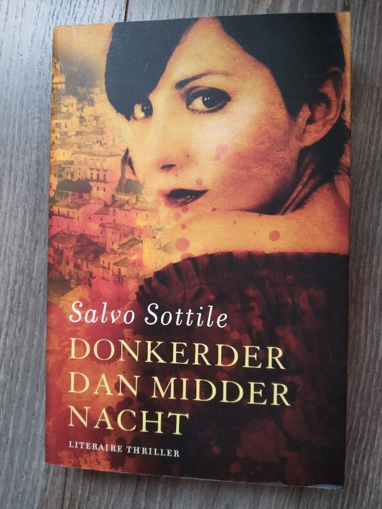 Donkerder dan middernacht van Salvo Sottile, Boeken, Ophalen of Verzenden, Zo goed als nieuw, Salvo Sottile