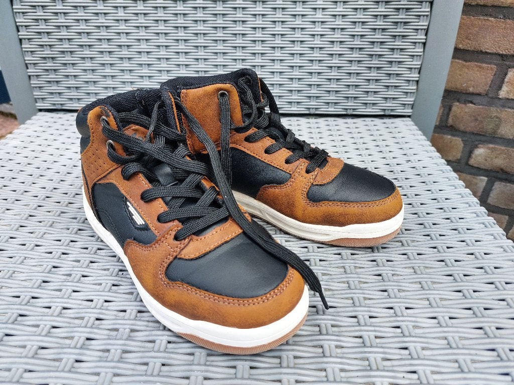 Mooie Vty jongens schoenen, als nieuw, mt 31, Schoenen, Ophalen of Verzenden, Zo goed als nieuw, Jongen