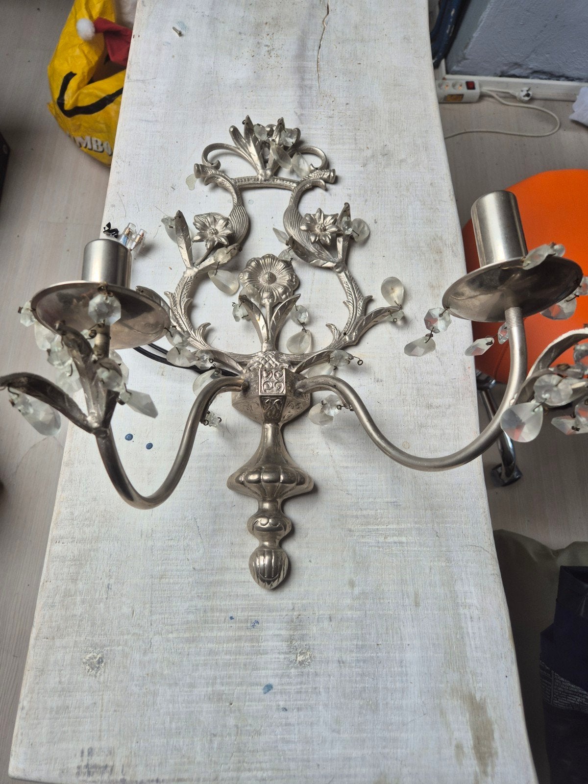 Brocante wandlamp met kristallen hangers, Ophalen